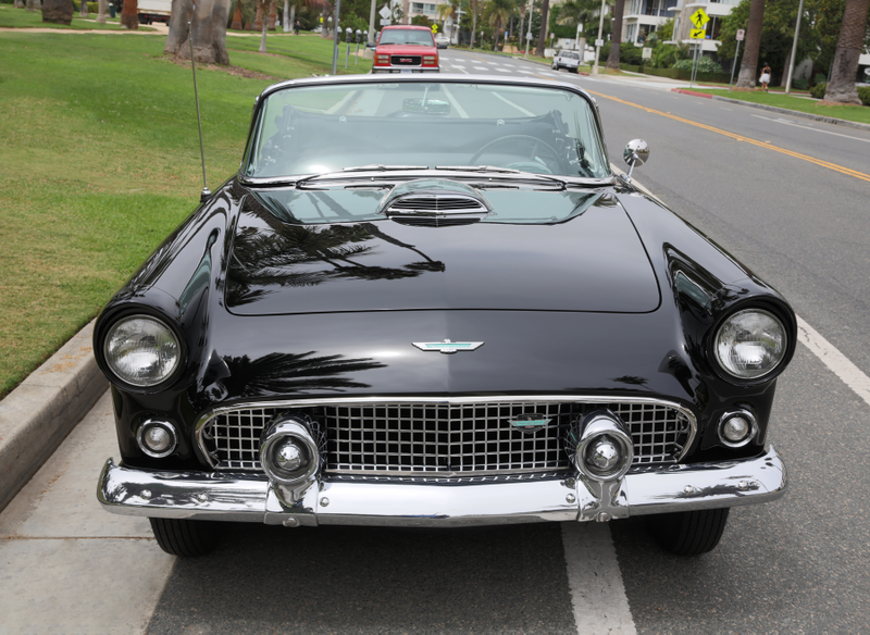 Illustration for article titled Buy Marilyn Monroe's Personal Ford Thunderbird and Experience True HollywoodÂ